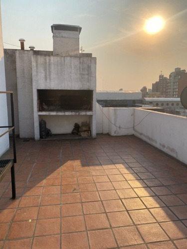 Imagen 11 de 12 de Departamento Con Balcon Al Frente - Moron Centro
