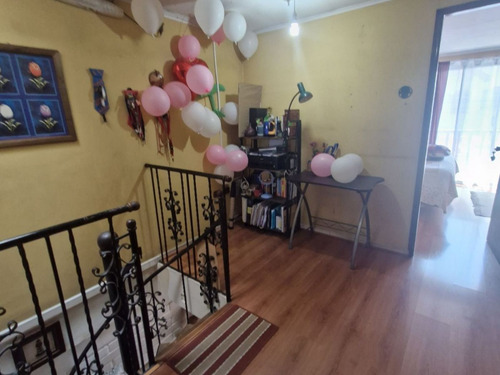 Hogares, Vende Amplia Casa 5d2b - Metro Las Parcelas - Avda.