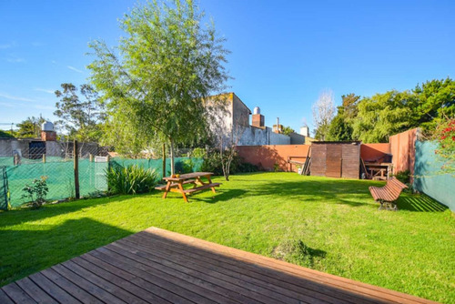 Venta Casa 3 Ambientes Con Parque En Santa Clara