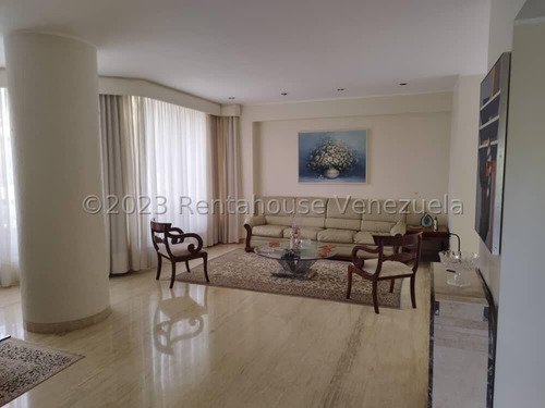 Apartamento En Venta En Colinas De Valle Arriba 24-1717