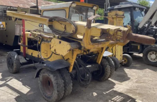 Martillo Rompepavimento John Deere Chief Autopropulsado