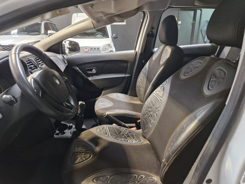 Renault Sandero Stepway -chocado-