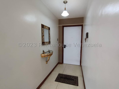 Apartamento De Oportunidad Remodelado.lld