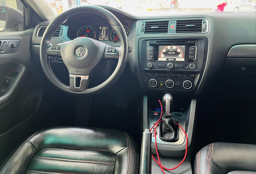 Volkswagen Jetta 2.0 TSI HIGHLINE 211CV GASOLINA 4P TIPTRONIC