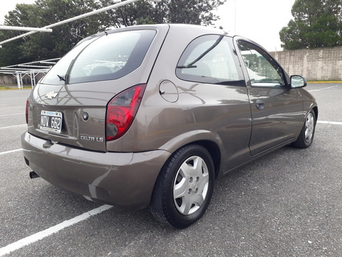Chevrolet Celta 1.4 Ls Aa+dir 2013