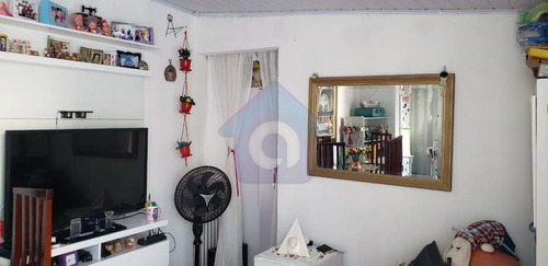Imagem 11 de 15 de Casa Térrea, Confortável, Com Jardim Frontal Com Árvores Frutíferas, Com 3 Dormitórios E 4 Vagas . - Tw15952