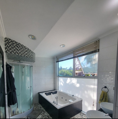 Vendo Preciosa Y Moderna Casa En Lo Cañas