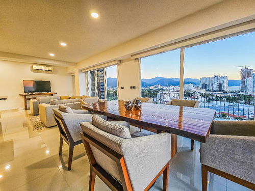 Departamento En Venta En Colonia Zona Hotelera Norte, Puerto Vallarta, Jalisco
