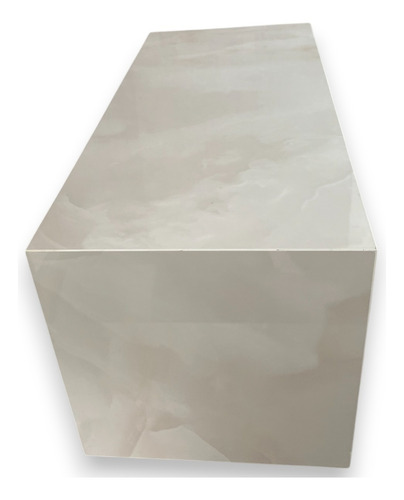 Lareira Em Porcelanato Esculpido Branco Onix Polido