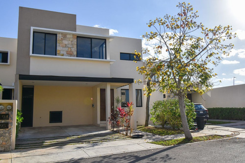 Casa En Venta En Mérida, Privada Andres, Cumbres De Novonorte, Conkal