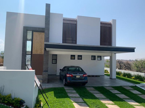 Casa Sola En Venta En Lomas De Cocoyoc, Atlatlahucan, Morelos