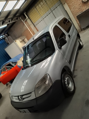 Peugeot Partner Furgon Confort 1.6 Hdi Equipada