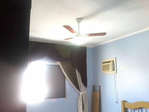 Imagem 4 de 30 de Bem Localizada 4 Dormitorios 1 Suite 3 Banheiros Sala 2 Ambiente 2 Vagas Na Garagem 1 Cozinha Grande Escritorio Deposito Para Alimentos Area De Serviço Com 2 Tanques - Hm1628