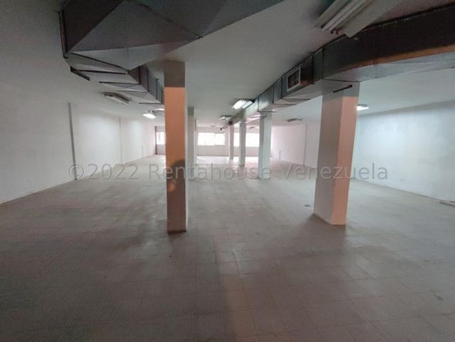 Imagen 2 de 14 de Local En Alquiler Sabana Grande 22-23169 Renta House Los Samanes