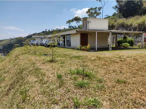 Venta De Casa De 3290mts2 En Jamundí, Jamundí 9591.
