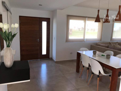 Casa Perimetral Bueno #0-100 - San Sebastian - Area 9 - 141m2 #id 2157