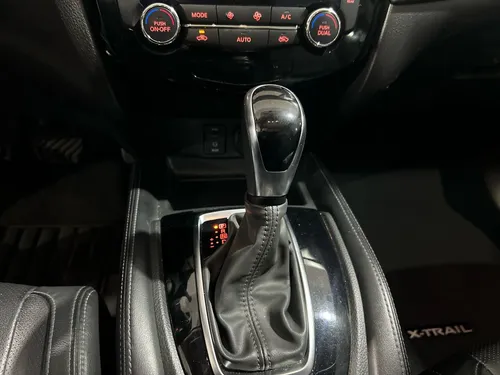 Nissan X-Trail 2.0 Exclusiv 2 Row Hybrid