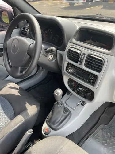 Renault CLIO STYLE 1.2 Night & Day