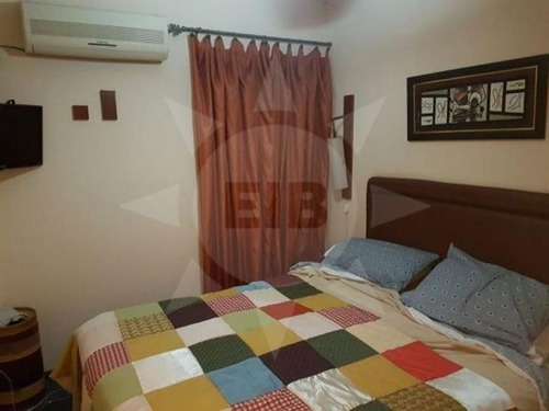 Imagen 3 de 5 de ::: Eib Vende Duplex Zona Centro :::
