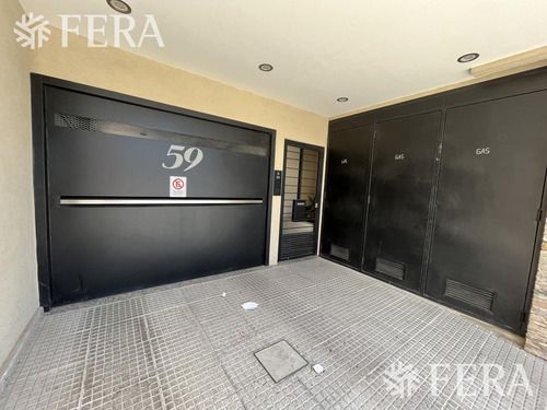 Venta De Departamento De 2 Ambientes Con Balcón En Wilde
