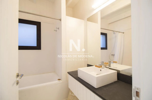 Vende Casa En Laguna Escondida De 4 Dormitorios.