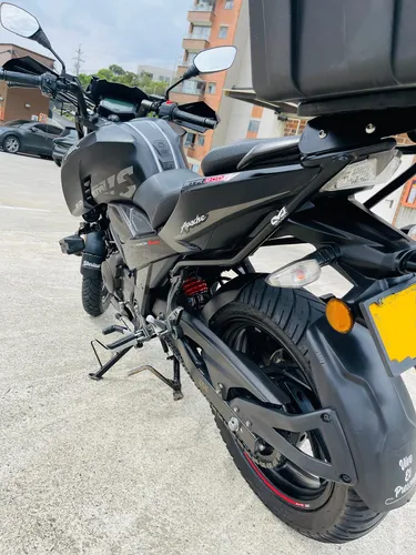 Apache Rtr 200cc Carbon Edition 2020