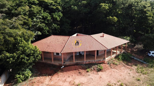 Chácara Com 4 Quartos Para Comprar No Zona Rural Em Aguanil/mg - Bim723
