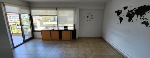 Imagen 9 de 24 de Oficina En Estudios De La Bahía 2!