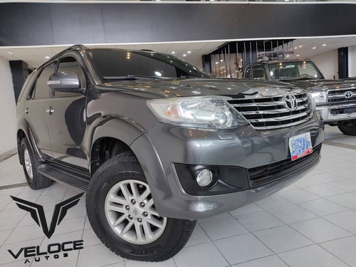 Imagen 3 de 14 de Toyota Fortuner 4x4 Blindada