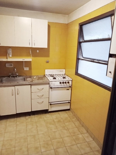 Imagen 8 de 14 de Depto 2 Ambientes Apto Profesional.