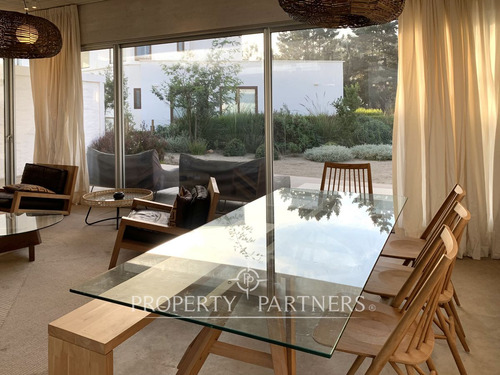 Arriendo Año Corrido: Casa Nueva En Marbella