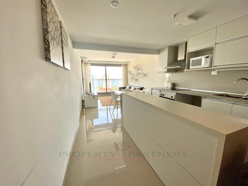 Imagen 4 de 25 de Moderno Apartamento Con Preciosa Vista