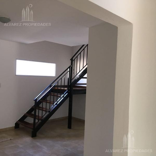 Imagen 8 de 21 de Casa - Barrio Parque Leloir