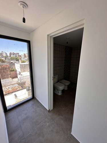 Venta Edificio Comercial - Corporativo - Residencial En Bloque, Barrio Guemes, Cordoba Capital