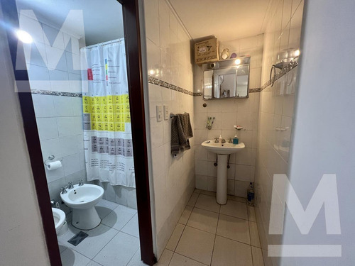Imagen 9 de 12 de Departamento - La Plata