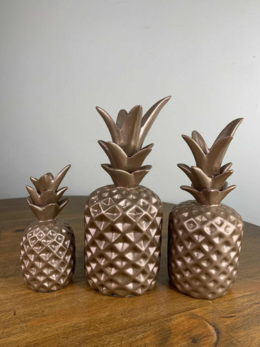 Trio De Abacaxis Em Resina Chic Gold - 17cm Limoeiro