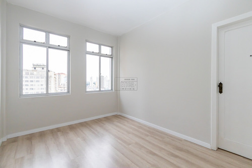 Imagem 12 de 19 de Salas Comerciais À Venda Com 51m² Por R$ 190.000,00 No Bairro Centro - Curitiba / Pr - Sl 1720