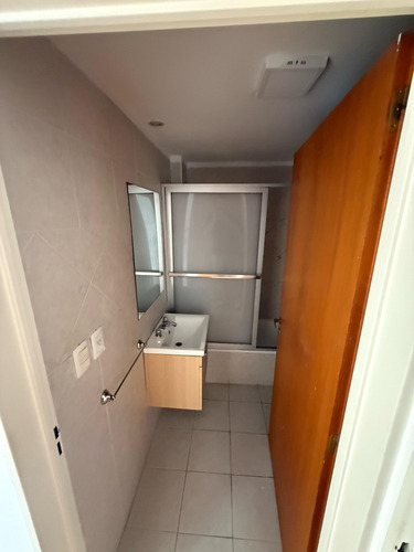 Piso 4 Ambientes Con Cochera, Dependencia De Servicio, Suite