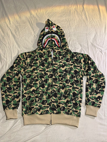 Campera Bape Shark Verde Militar Estilo Streetwear Premium