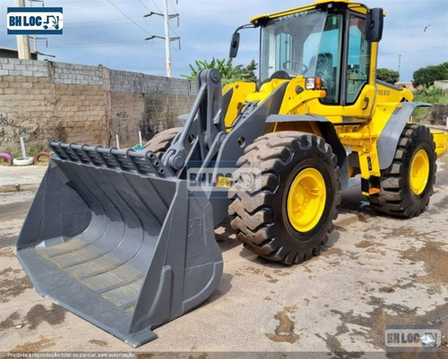 Imagem 6 de 8 de Pá Carregadeira Volvo L120 F Ref.207993