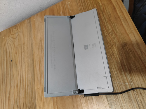 Tablet Surface Pro 3 12 256gb. 8 De Memoria Ram Plateado (Usado)