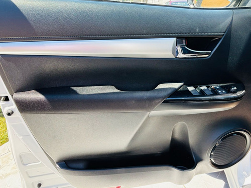 Toyota Hilux 2024