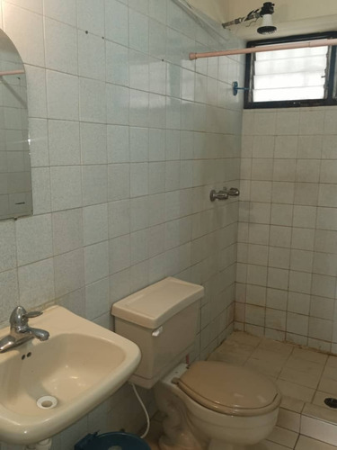 Alquiler Apartamento Chacao Frente Al C.c Sambil Wsuarez