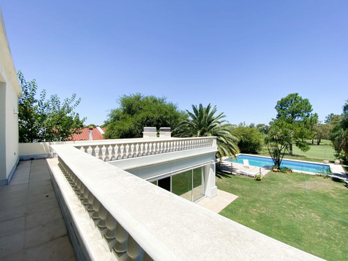 Casa En Venta Country Jockey Club