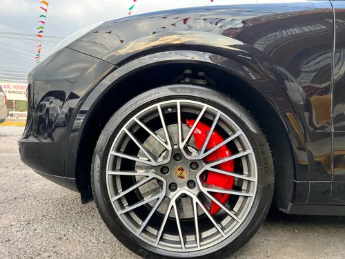 Porsche Cayenne coupé 4.0 v8 turbo at