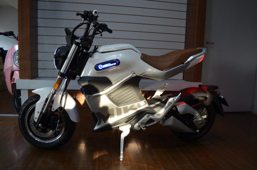 Imagen 6 de 20 de Super Miku Sunra 100km 95km/h Litio Moto Electrica Deportiva
