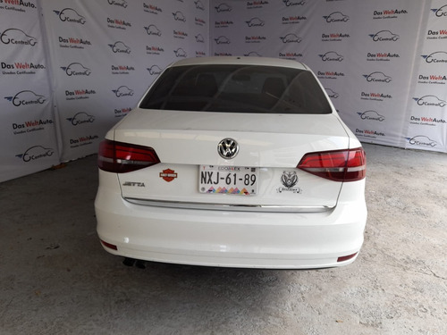 Imagen 5 de 8 de Volkswagen Jetta Comfortline Tip 2018