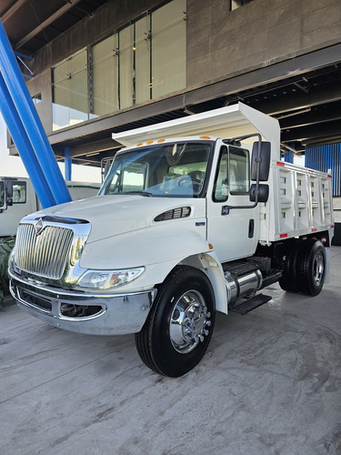 International 4300 Modelo 2014 Volteo Nuevo 7 Metros