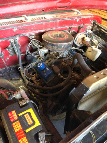 Ford F-100 De Luxe V8