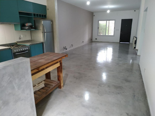 Imagen 4 de 15 de Casa - Barrio Parque Leloir